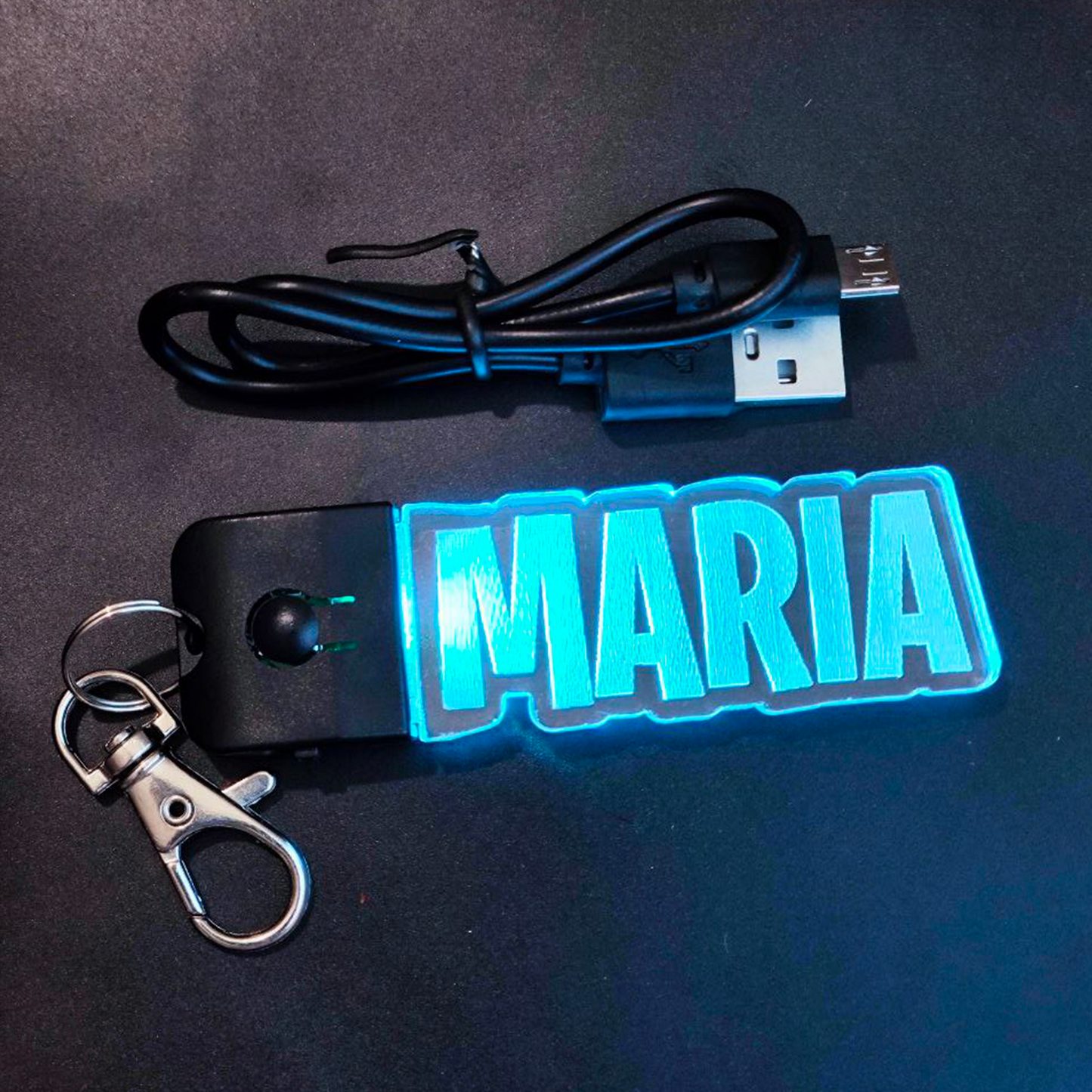 Llavero LED Personalizado con FORMA