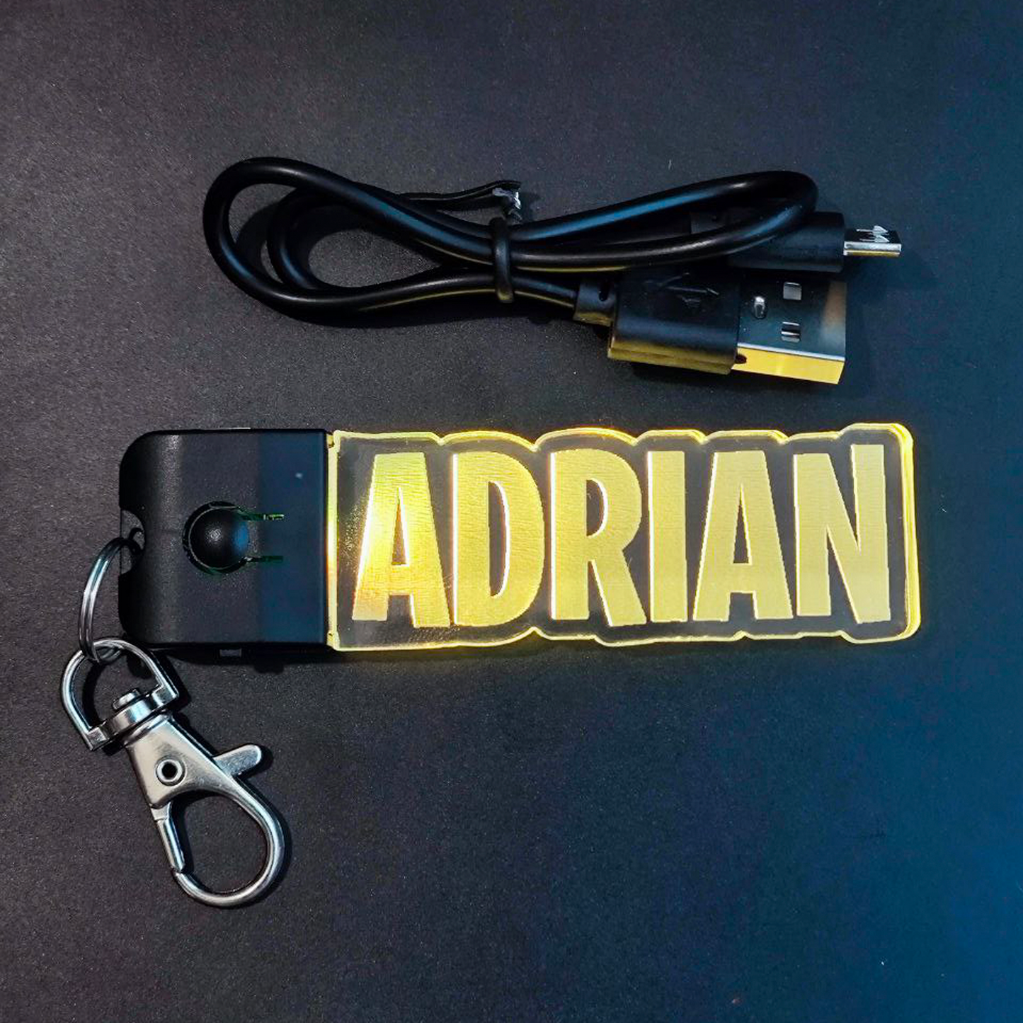 Llavero LED Personalizado con FORMA