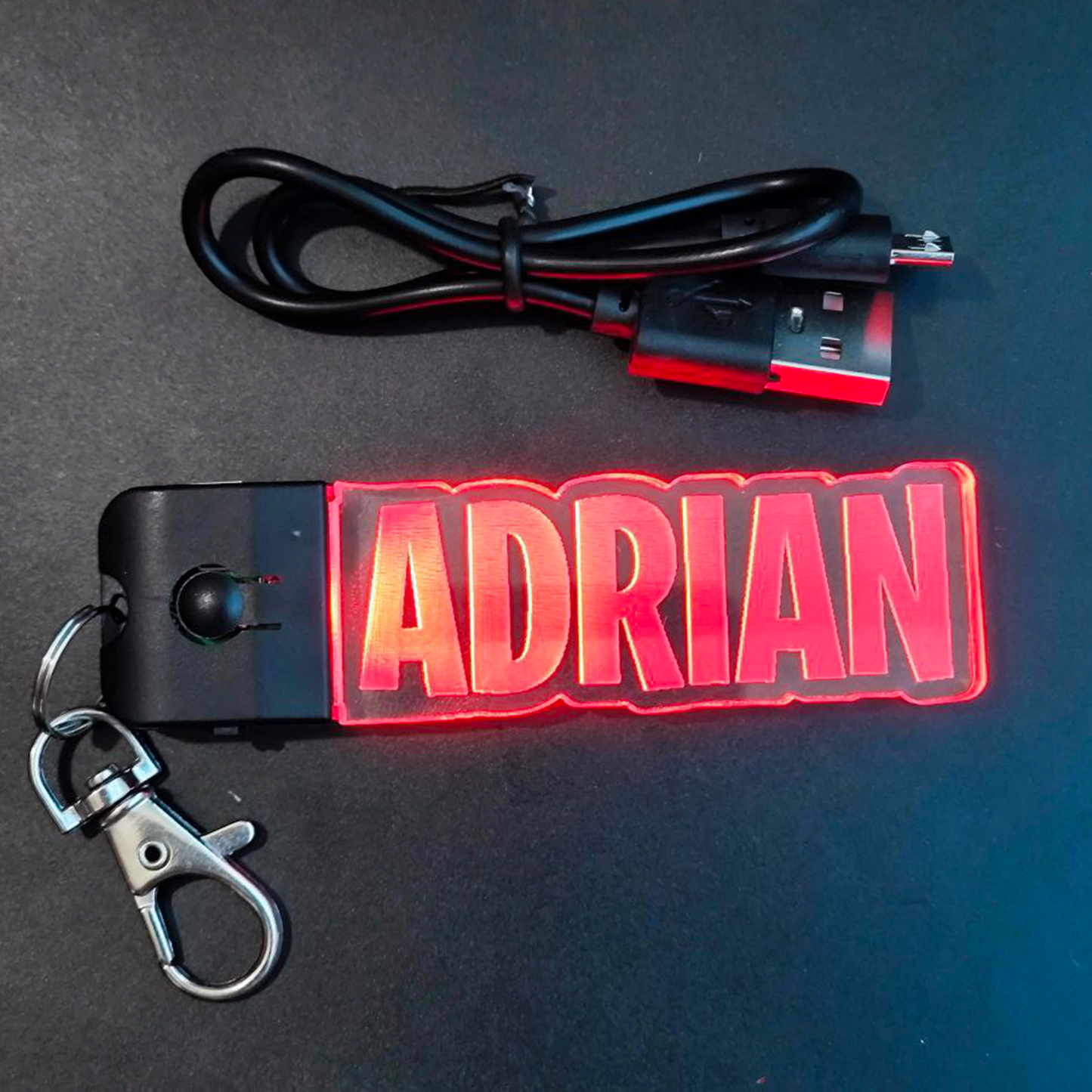 Llavero LED Personalizado con FORMA